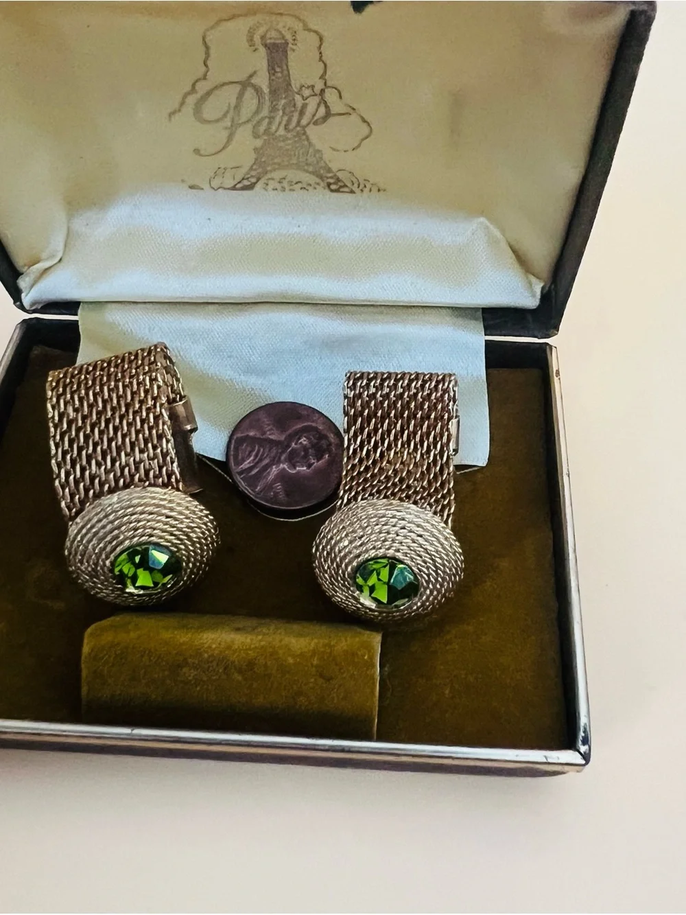 Vintage Gold-Tone Mesh Cufflinks with Green Stone